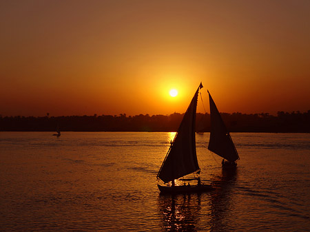 Schöner Sonnenuntergang - Landesinnere (Luxor)